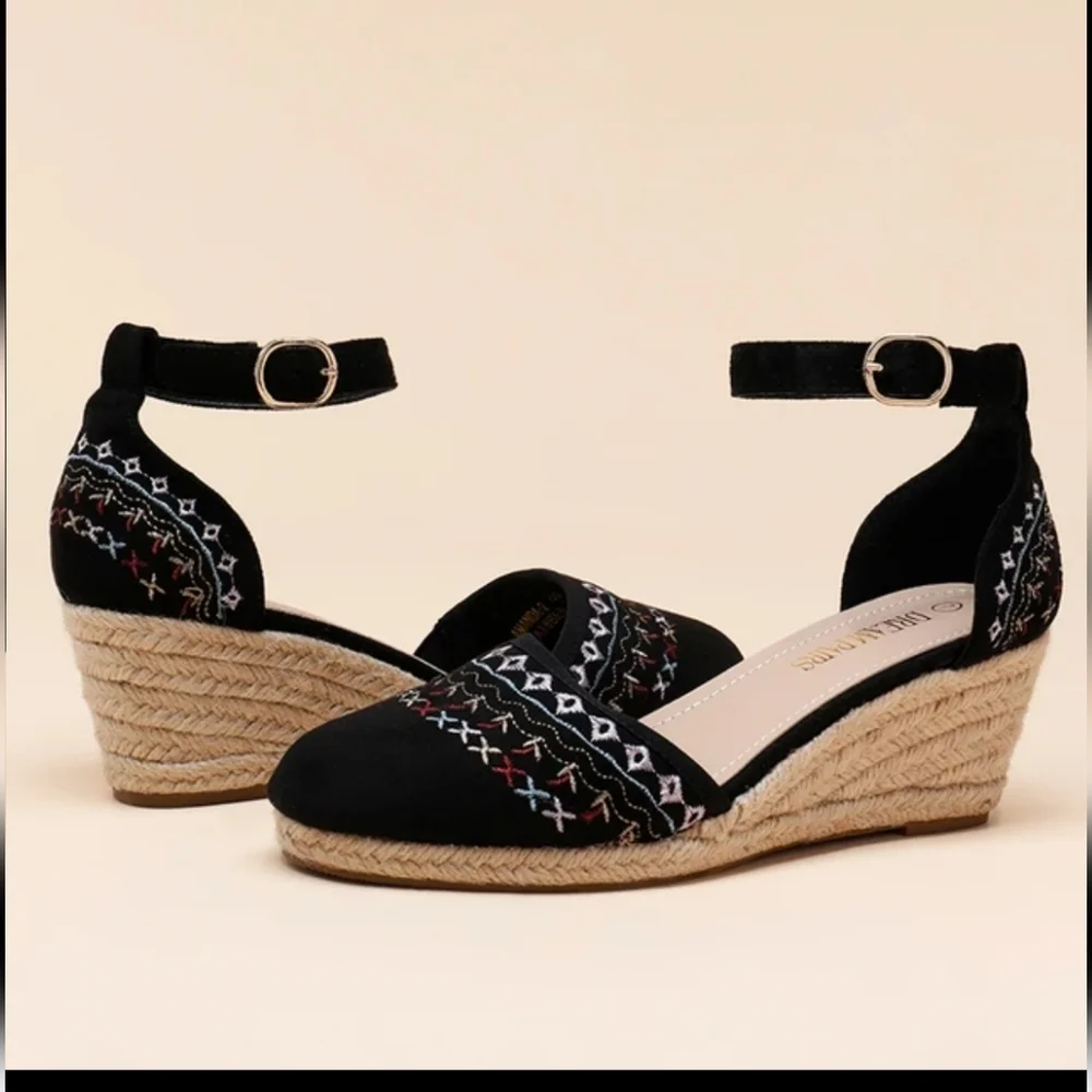 Dream Pairs Esperanza Platform Wedge Heels Size 7